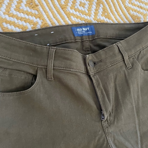 Mid Rise Jeans - Picture 2 of 2